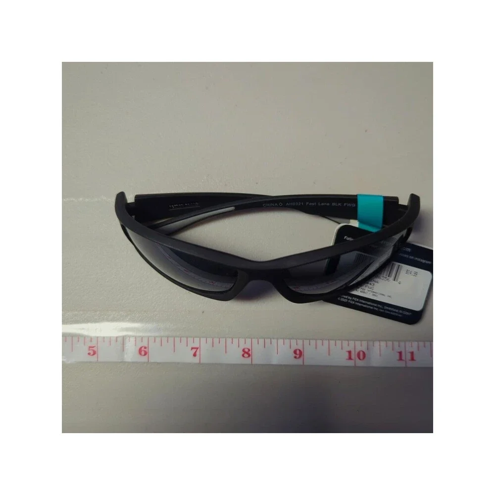 Foster Grant Black Driving Sunglasses – Enhanced Road Safety & Scratch Resistant